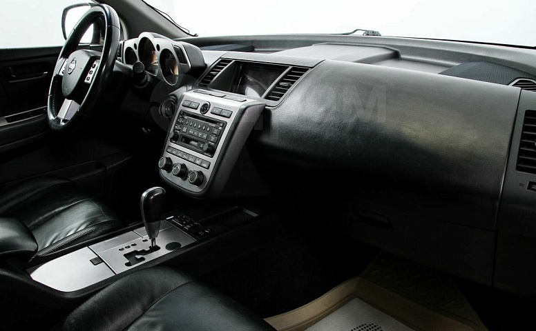 Nissan Murano, 1 поколение