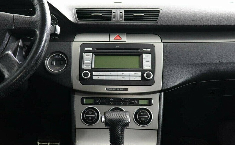 Volkswagen Passat 2.0 Автомат