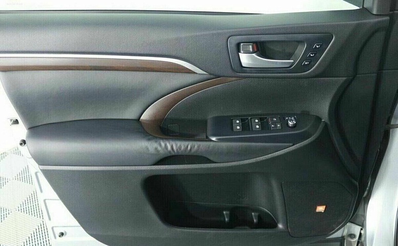 Toyota highlander
