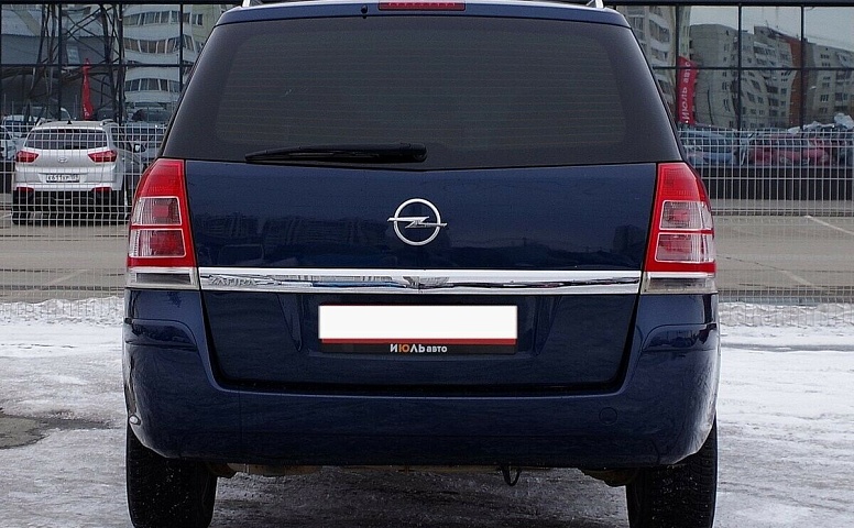 Opel Zafira B Рестайлинг