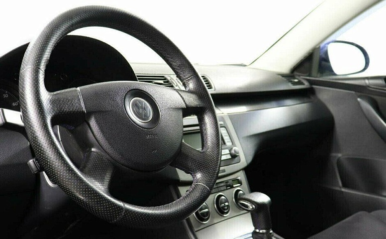 Volkswagen Passat 2.0 Автомат