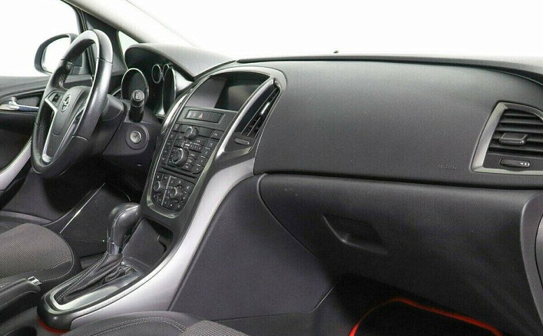 Opel Astra 1.6 Автомат