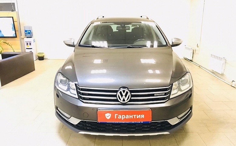 Volkswagen Passat Alltrack (B7)