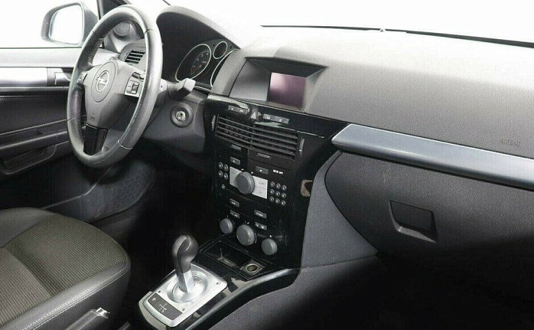 Opel Astra 1.6 Робот