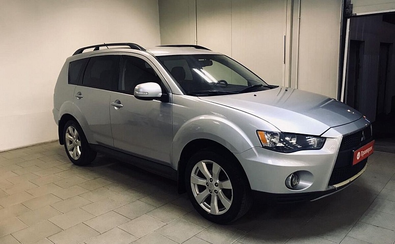 Mitsubishi Outlander II Рестайлинг