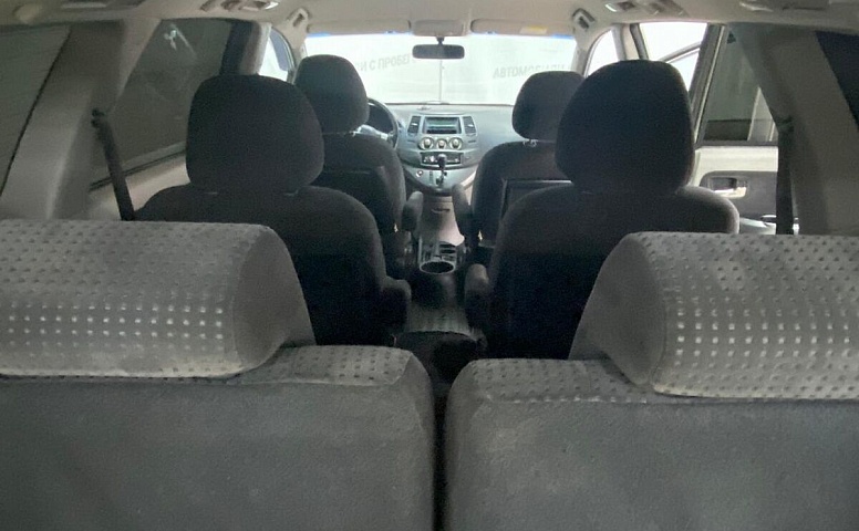 Mitsubishi Grandis