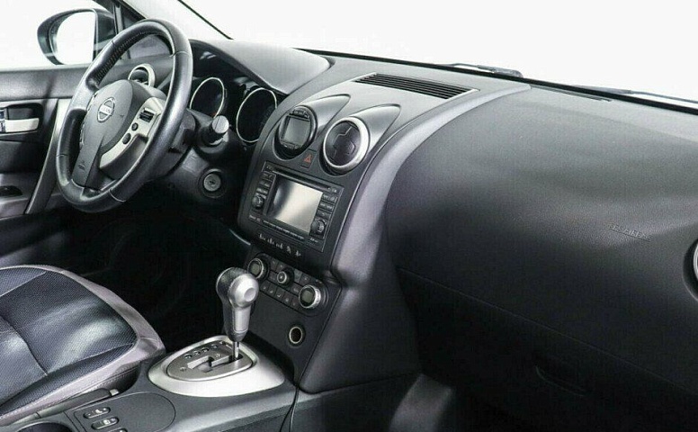 Nissan Qashqai 2.0 Вариатор