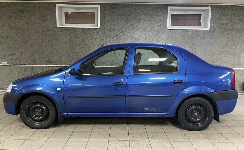 Renault LOGAN 1.4 MT (75 л.с.)