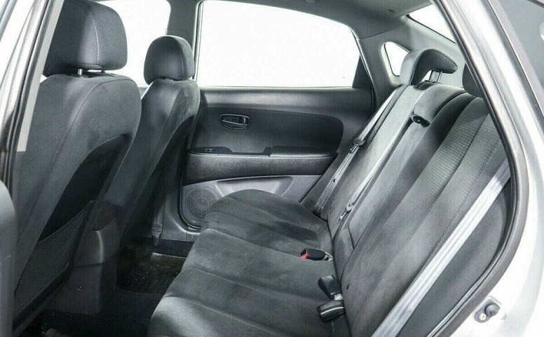 Hyundai Elantra 1.6 Механика