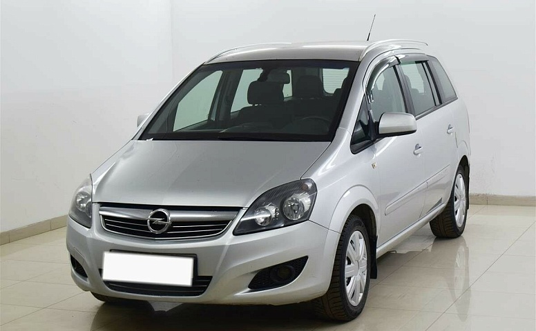 Opel Zafira B Рестайлинг
