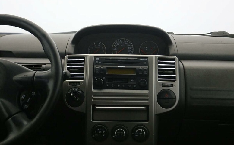 Nissan X-Trail I