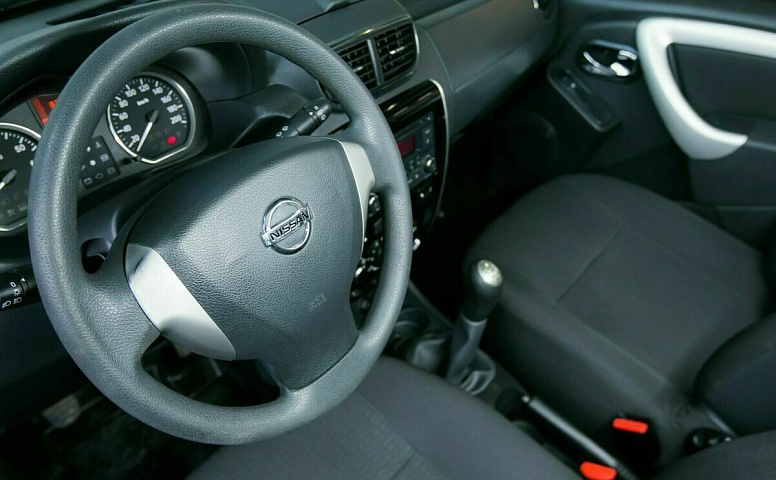 Nissan terrano