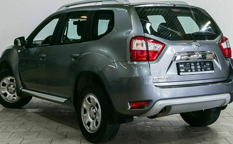Nissan terrano