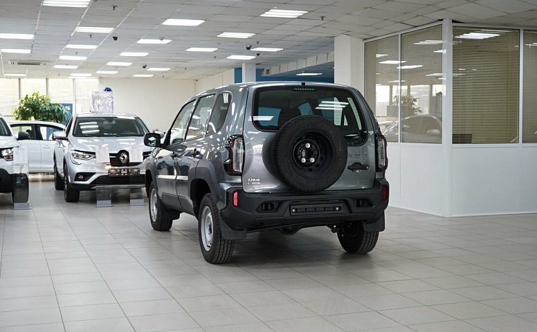 Lada (ваз) niva travel мкпп 2021 с пробегом 111 км