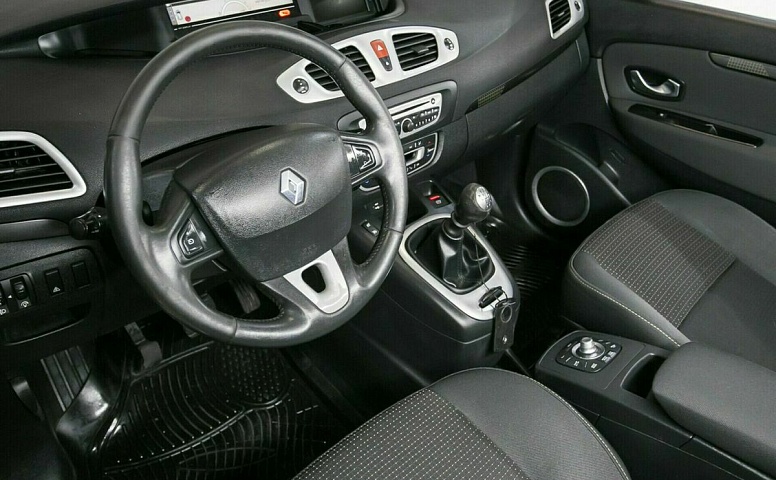 Renault scenic