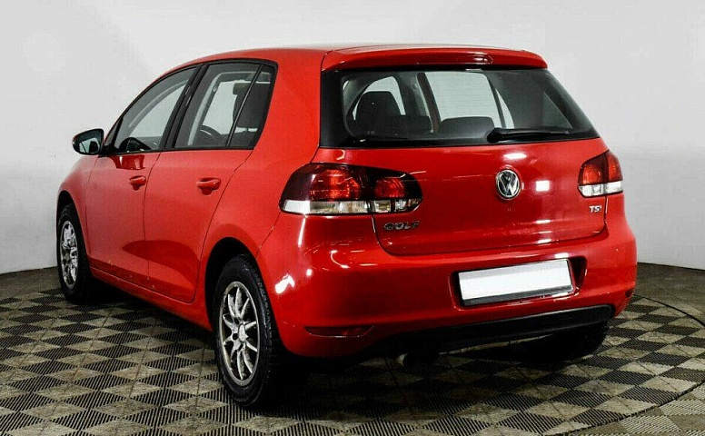 Volkswagen Golf 1.4 Робот