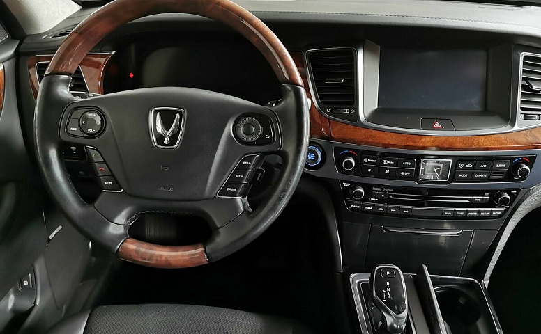Hyundai Equus 3.8 GDi AT (334 л.с.) Elite Черный