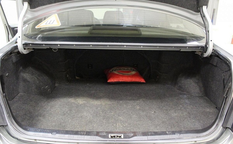 Nissan Maxima V (A33)