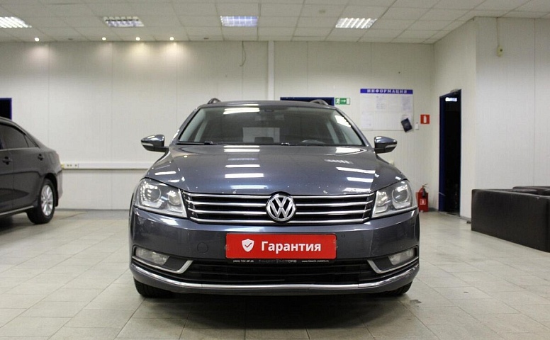 Volkswagen Passat (B7)