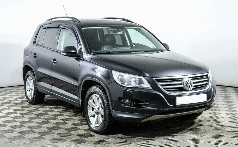 Volkswagen Tiguan 2.0 Автомат