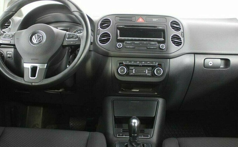 Volkswagen Golf Plus 1.6 Робот
