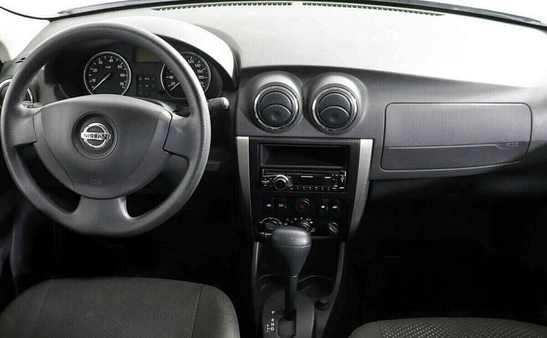 Nissan Almera III (G15)
