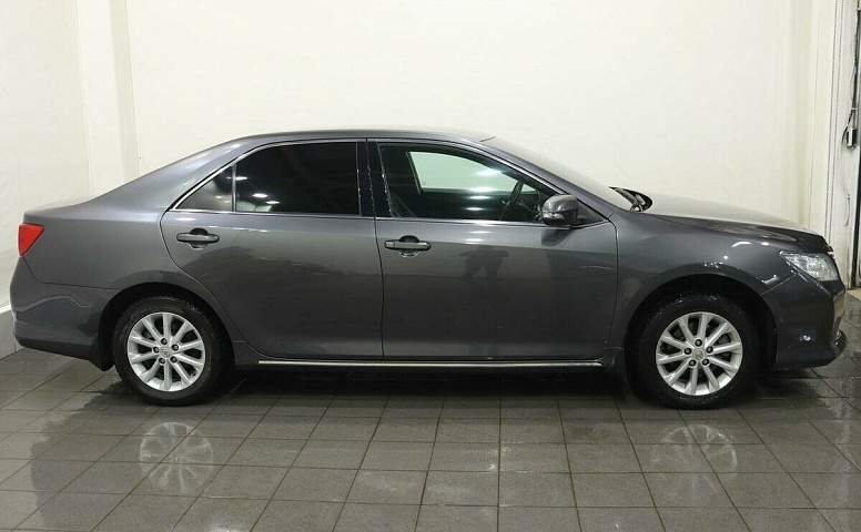 Toyota Camry VII (XV50)
