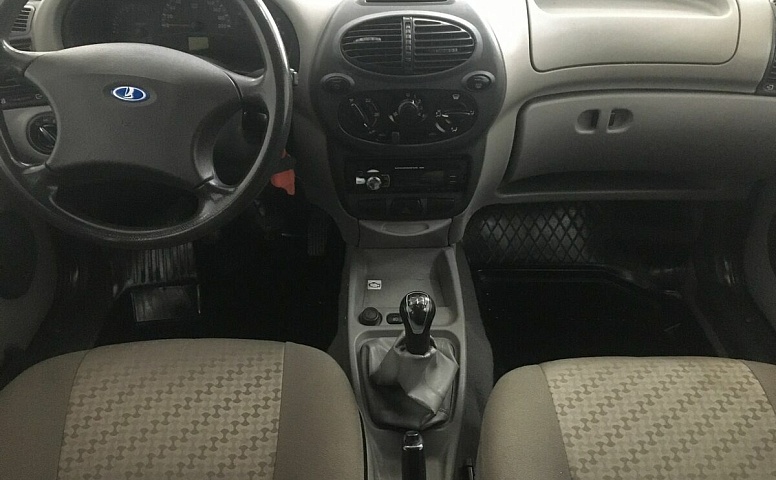 LADA (ВАЗ) KALINA 1.6 MT (81 л.с.)