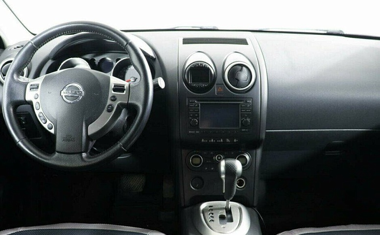 Nissan Qashqai 2.0 Вариатор