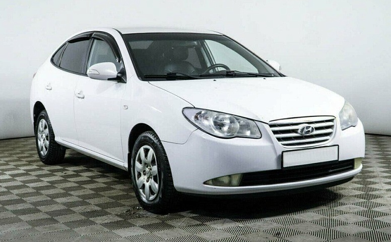 Hyundai Elantra 1.6 Автомат