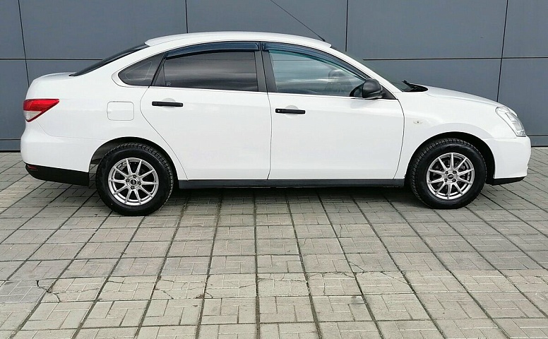 Nissan Almera III (G15)