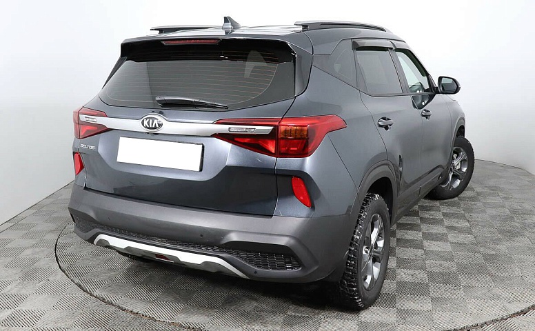 Kia Seltos 2.0 CVT