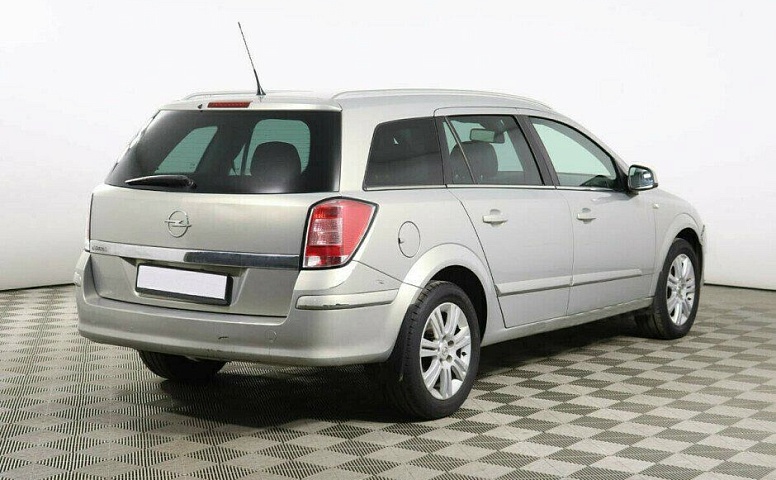 Opel Astra 1.6 Робот