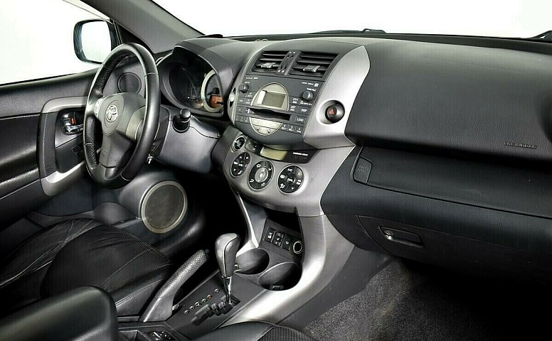 Toyota RAV4 III (XA30)