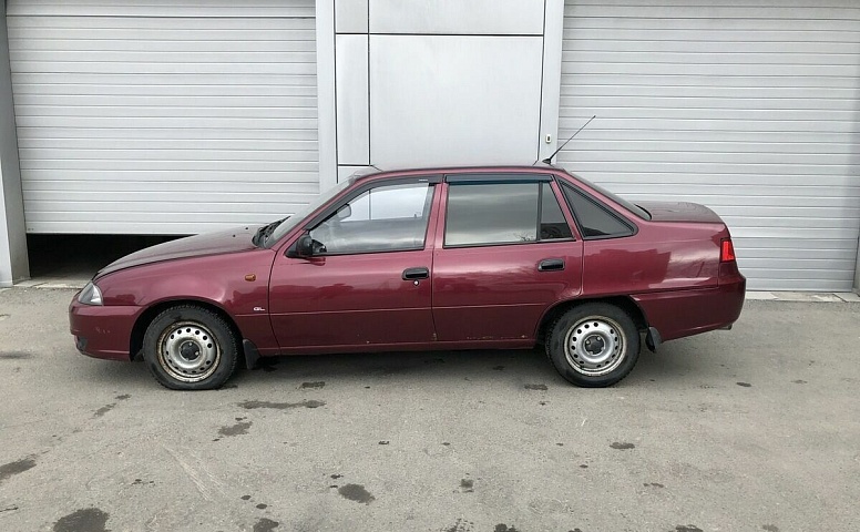 Daewoo NEXIA 1.5 MT (80 л.с.)