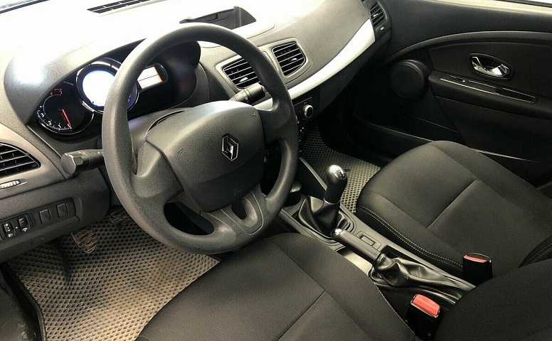 Renault Fluence I Рестайлинг