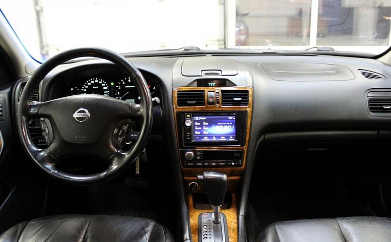 Nissan Maxima V (A33)