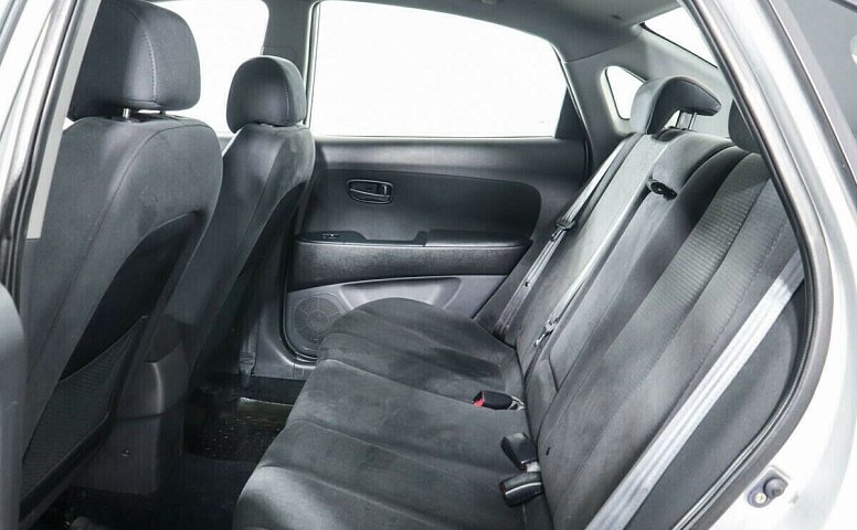 Hyundai Elantra IV (HD)