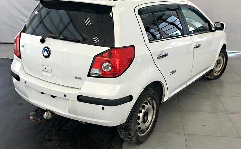 Geely MK_CROSS 1.5 MT (94 л.с.)
