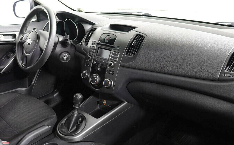 Kia Cerato II