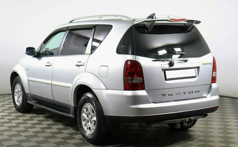 SsangYong Rexton 2.7 Автомат