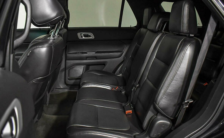 Ford Explorer V