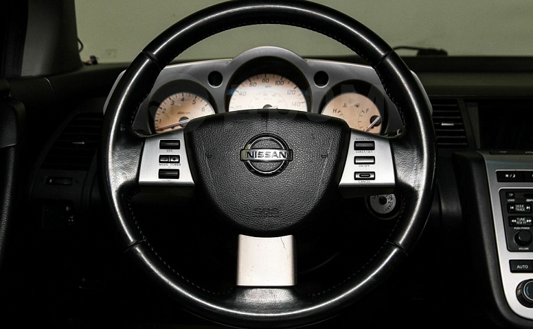 Nissan Murano, 1 поколение