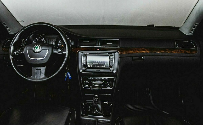 Skoda superb