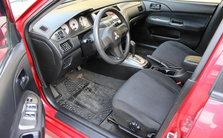 Mitsubishi LANCER 1.6 AT (98 л.с.)