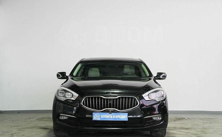 Kia Quoris, 1 поколение
