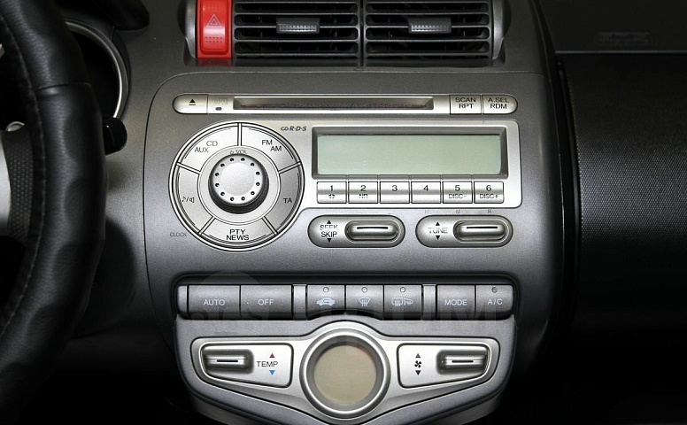 Honda Jazz, 1 поколение, рестайлинг
