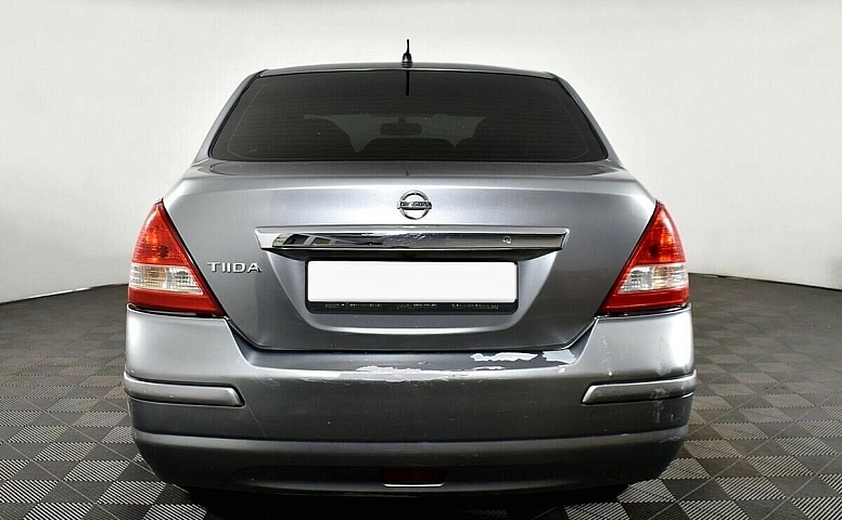 Nissan Tiida I Рестайлинг