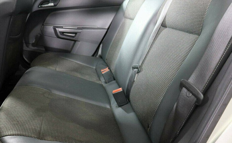 Opel Astra 1.6 Робот