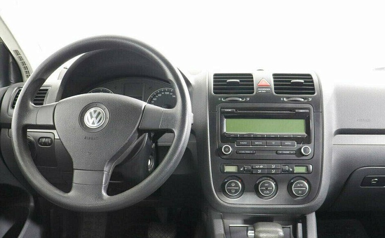Volkswagen Jetta 1.6 Автомат